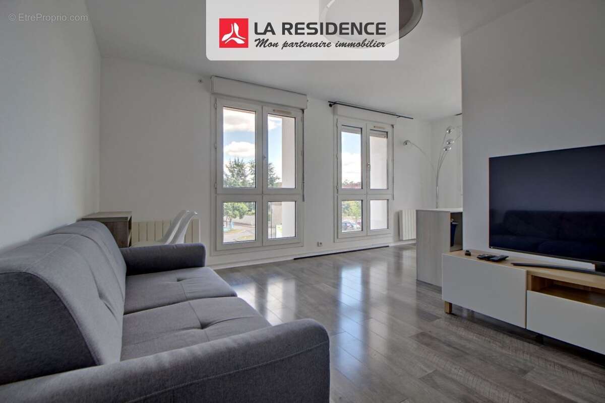 Appartement à VILLEPREUX