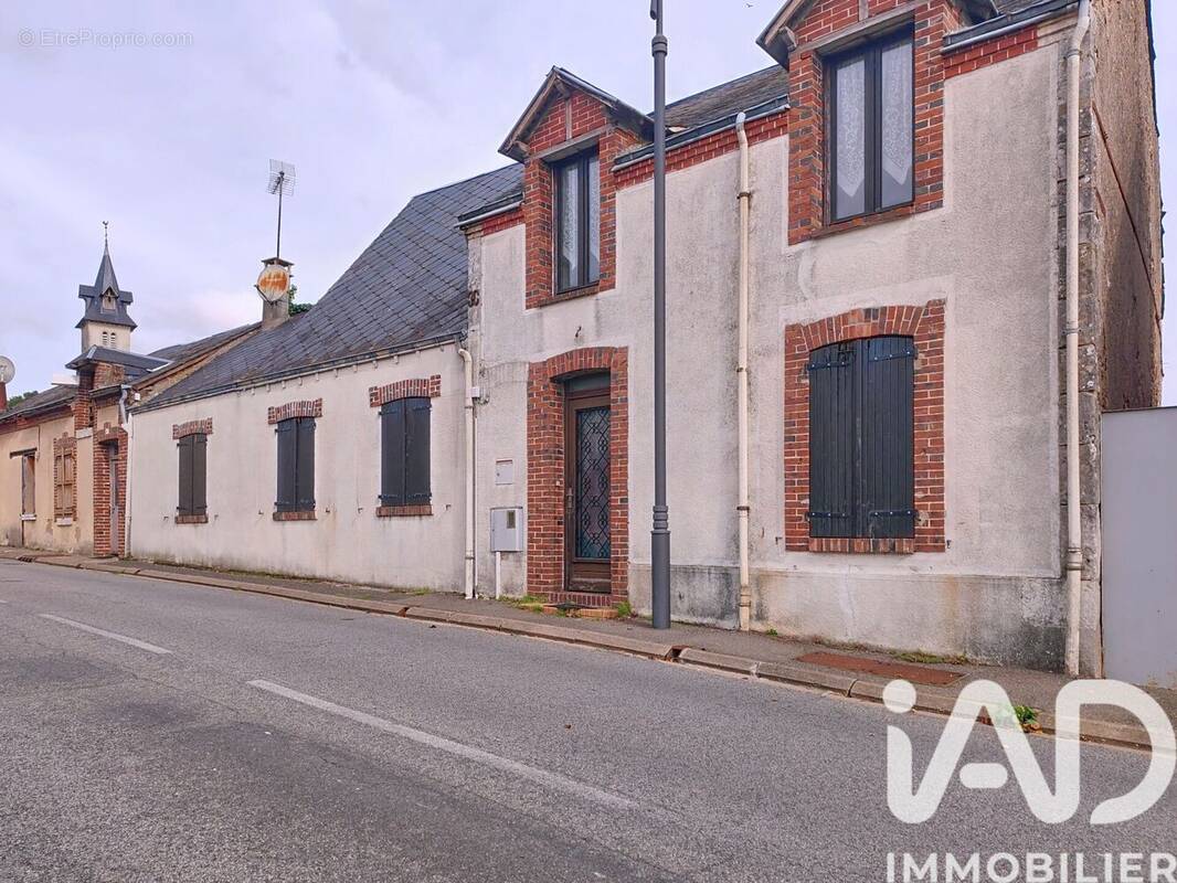 Photo 1 - Maison à DOUY