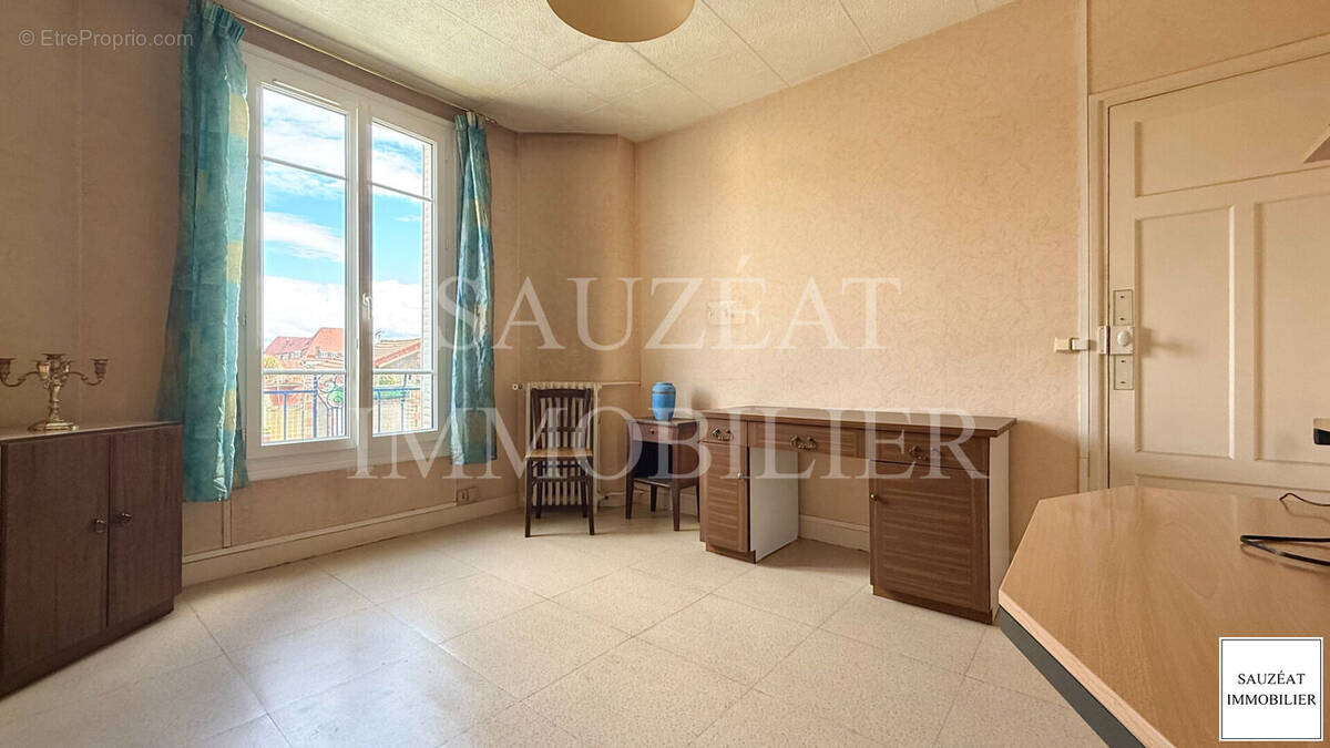 Appartement à BAGNEUX