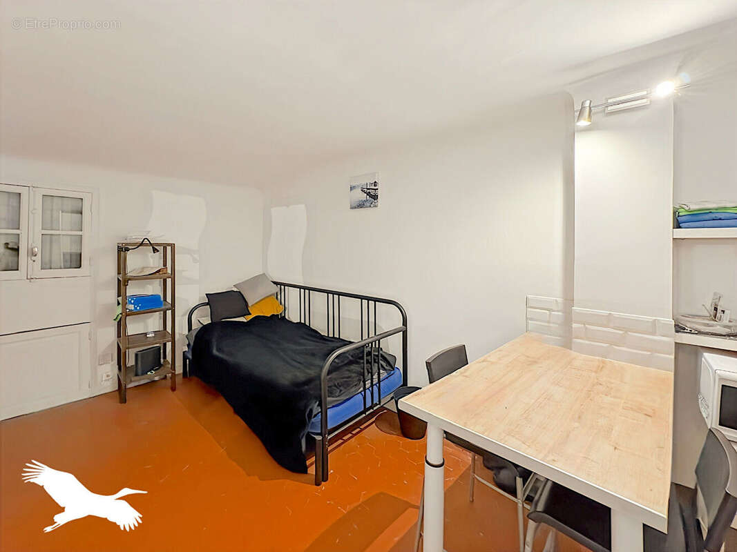 A VENDRE - Marseille 13004 - Chartreux - 5 Avenues - STUDIO LOUÉ - 15m2 - photo 2