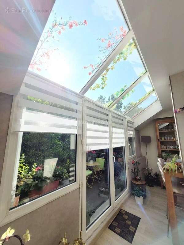 Appartement à LE PLESSIS-ROBINSON