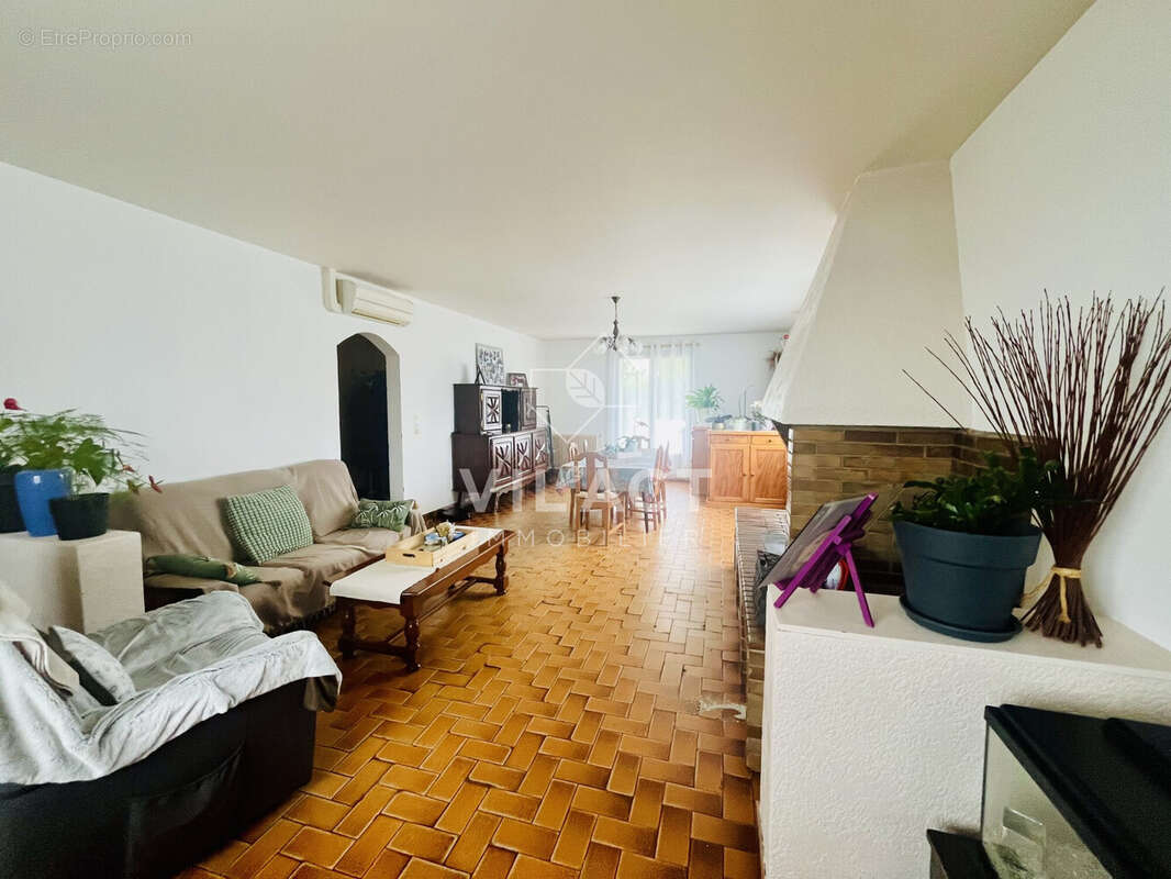 Maison à SAINT-LAURENT-MEDOC