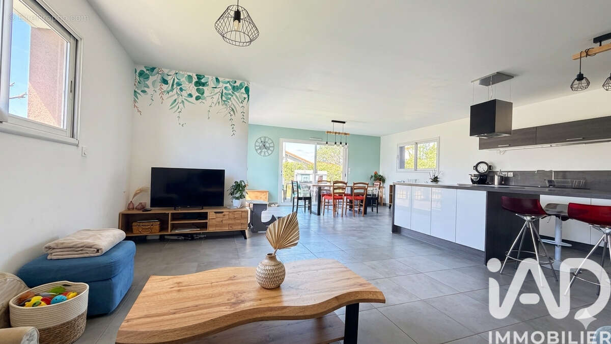 Photo 5 - Maison à SAINT-GALMIER