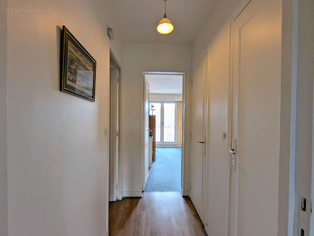 Appartement à CHAVILLE