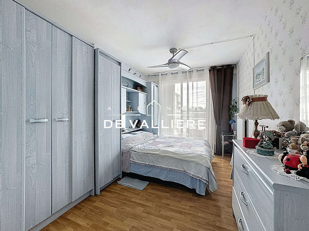 Appartement à NANTERRE