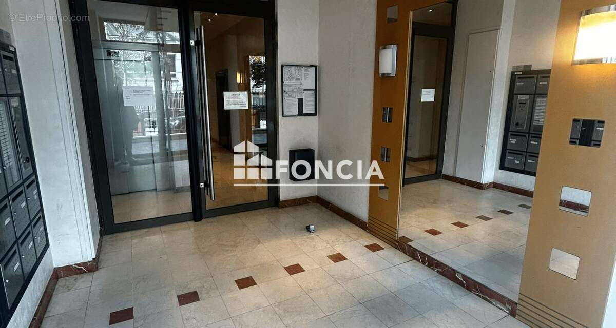 Spécial Investisseur – Studio de 26 m² avec terrasse et cave – Asnières-sur-Seine (Vendu occupé) - photo 2