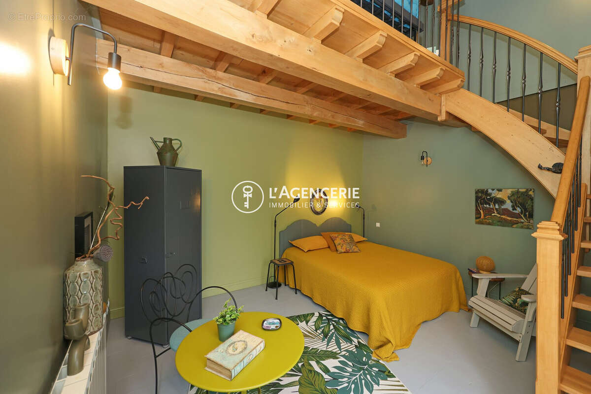 Maison à LISLE-SUR-TARN