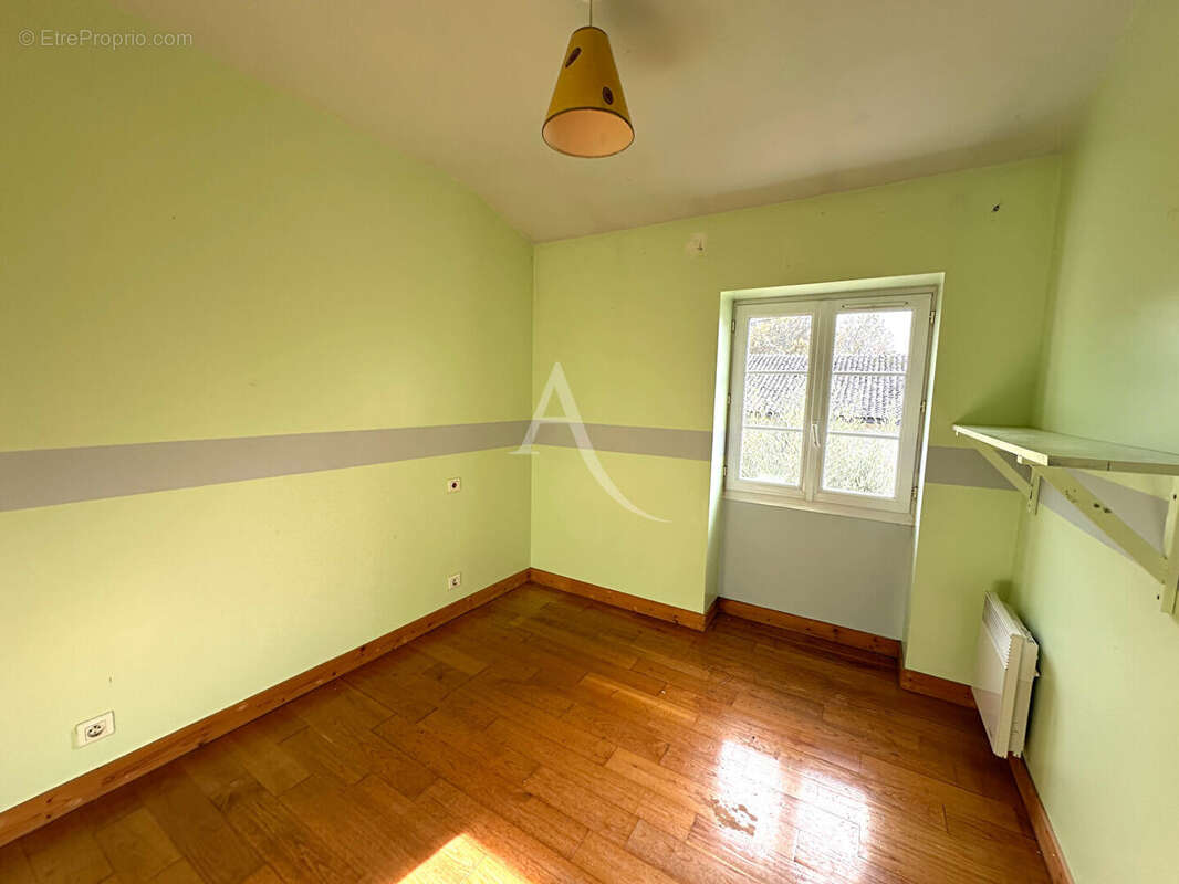 Maison à SAINT-CESAIRE