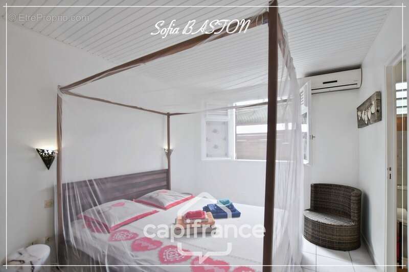 Maison à LES TROIS-ILETS