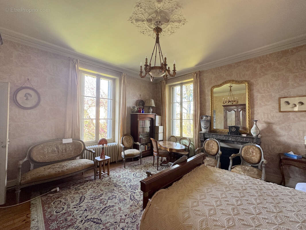 Maison à THOUARS