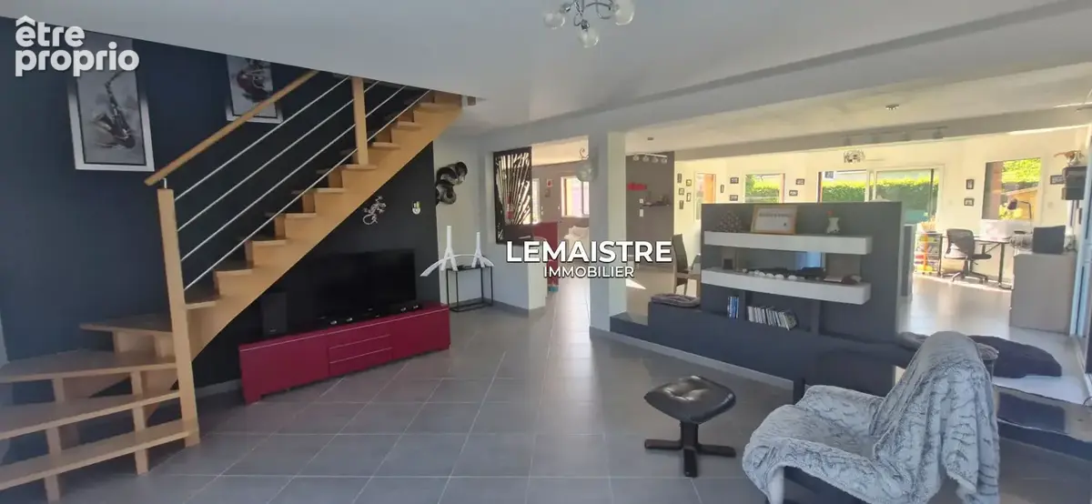 Maison contemporaine à vendre - À 12 min d'Yvetot - 225 m² - 4 chambres - Terrasse de 50 m² et garage - photo 3