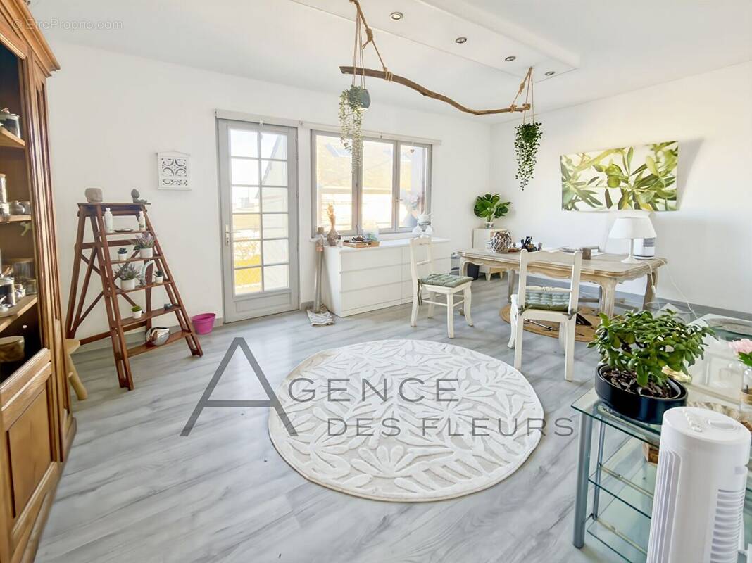 Appartement à CAUDEBEC-LES-ELBEUF