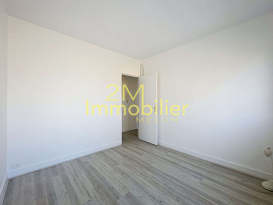 Appartement à VAUX-LE-PENIL