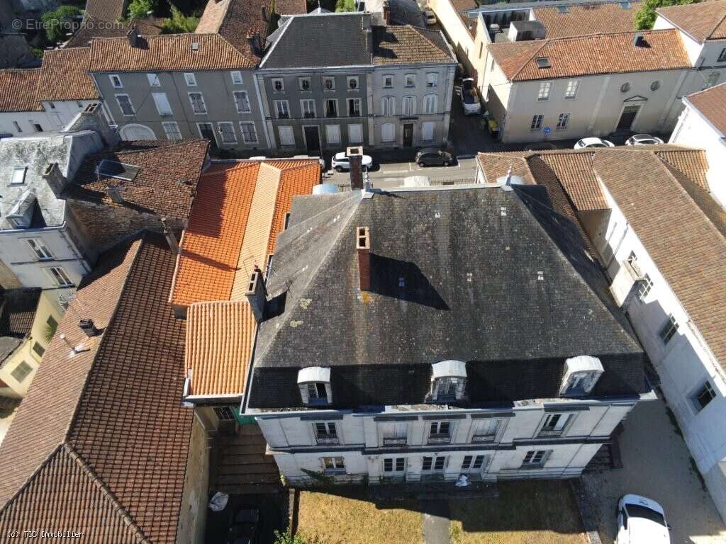 Petite Maison de Ville Rénovée Avec Projet de Rénovation Pour L'Ancienne Sous-Préfecture - photo 26