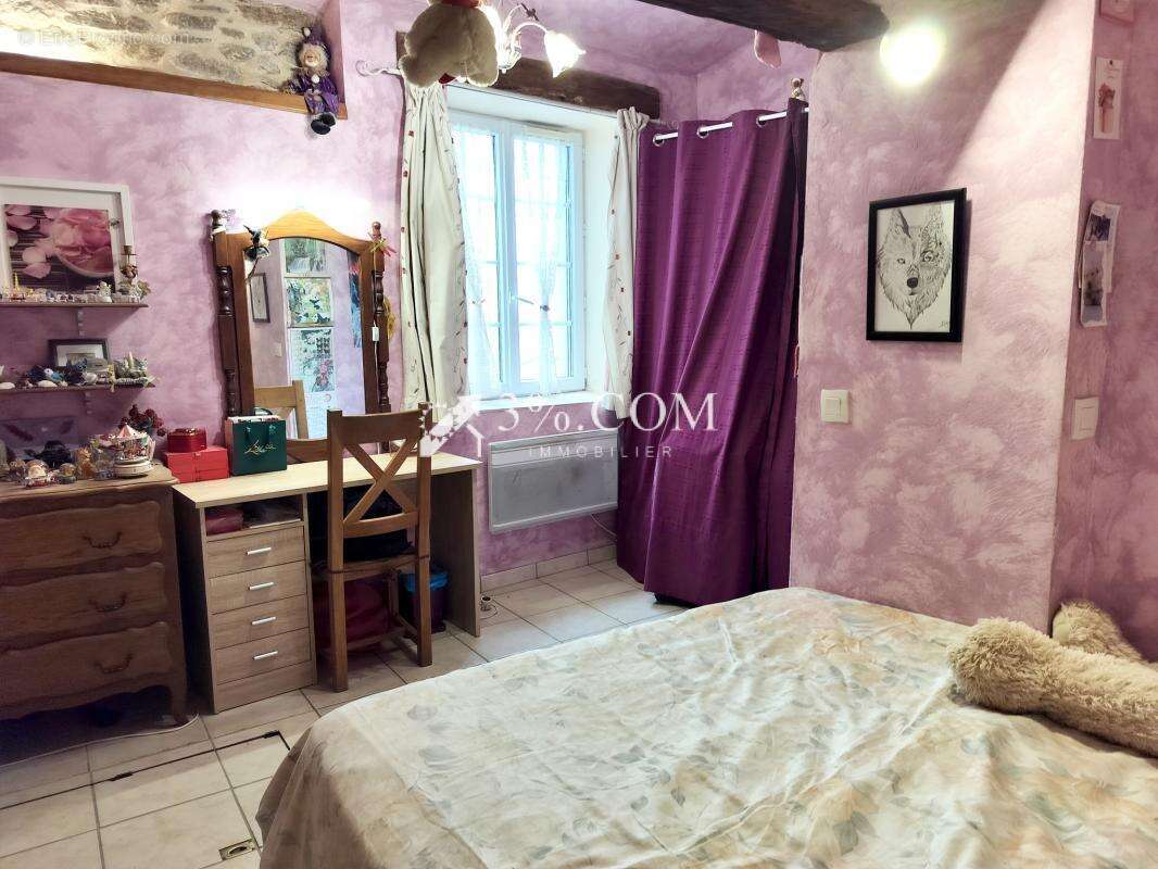 Maison à SAINT-ROMAIN-DE-LERPS