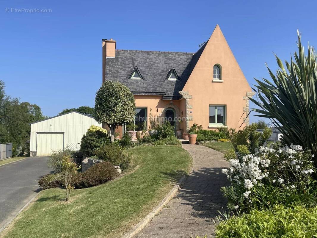 Maison à HENON