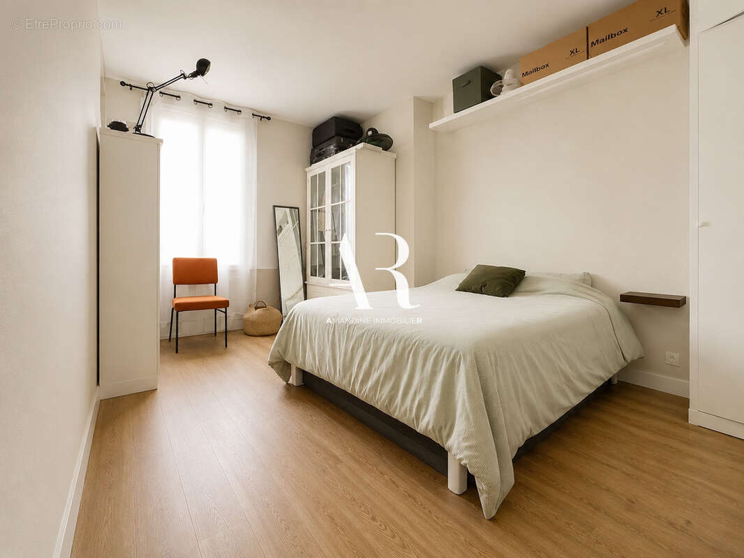Appartement à PARIS-11E