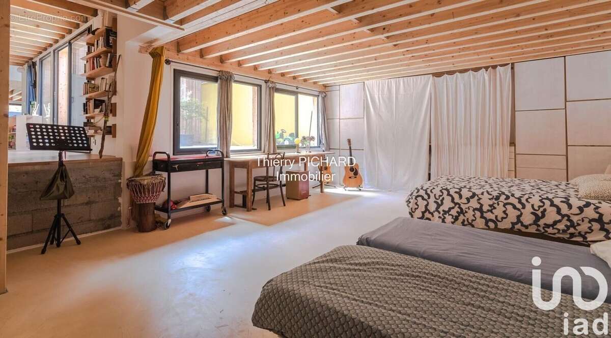 Photo 8 - Maison à LES LILAS