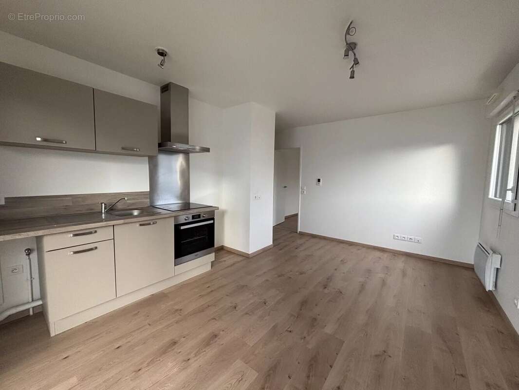 Appartement à MONT-SAINT-AIGNAN