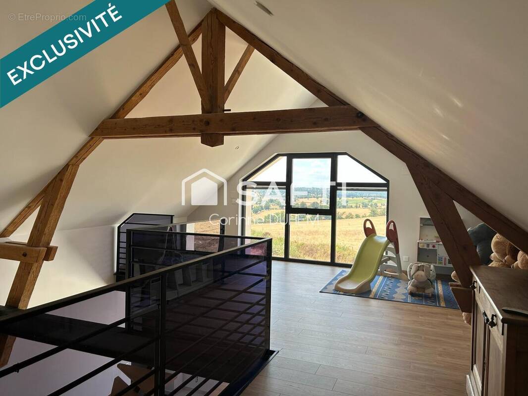 Photo 1 - Maison à MONTMARAULT