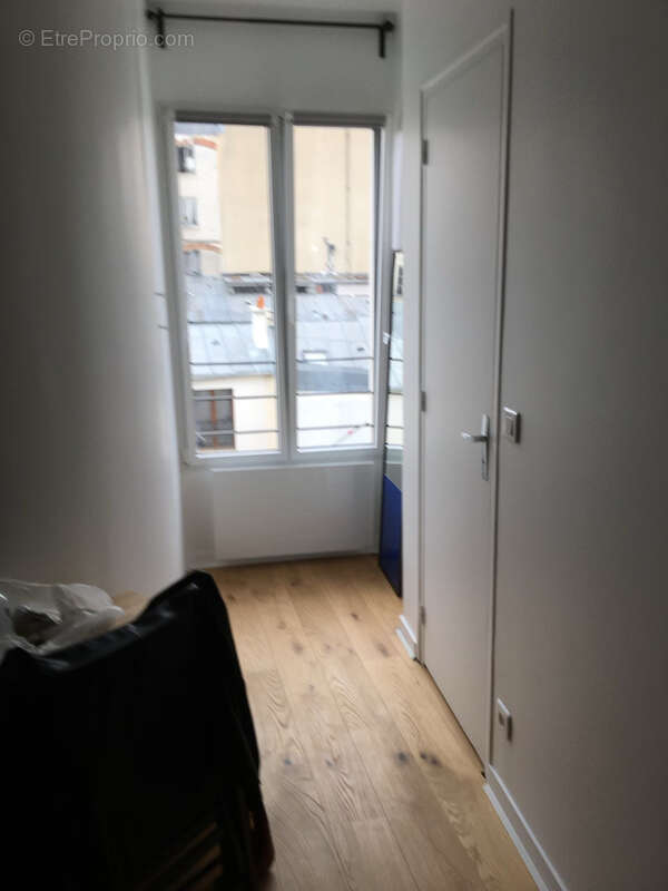 Appartement à PARIS-10E