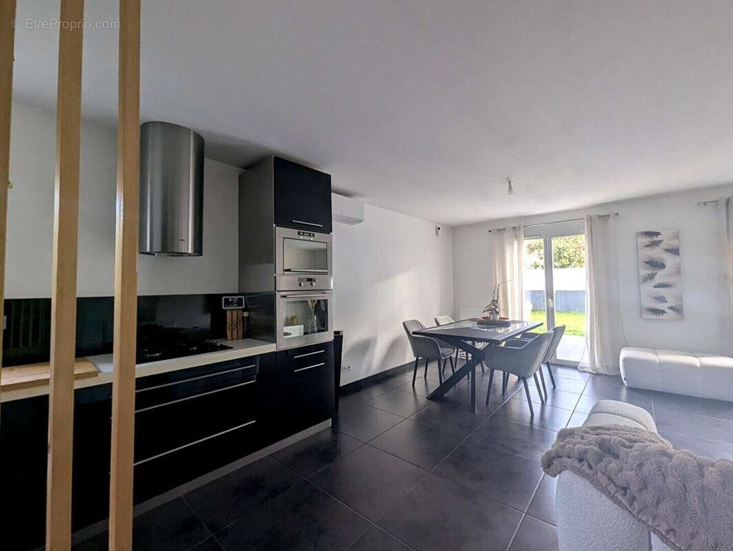 Maison à VIF