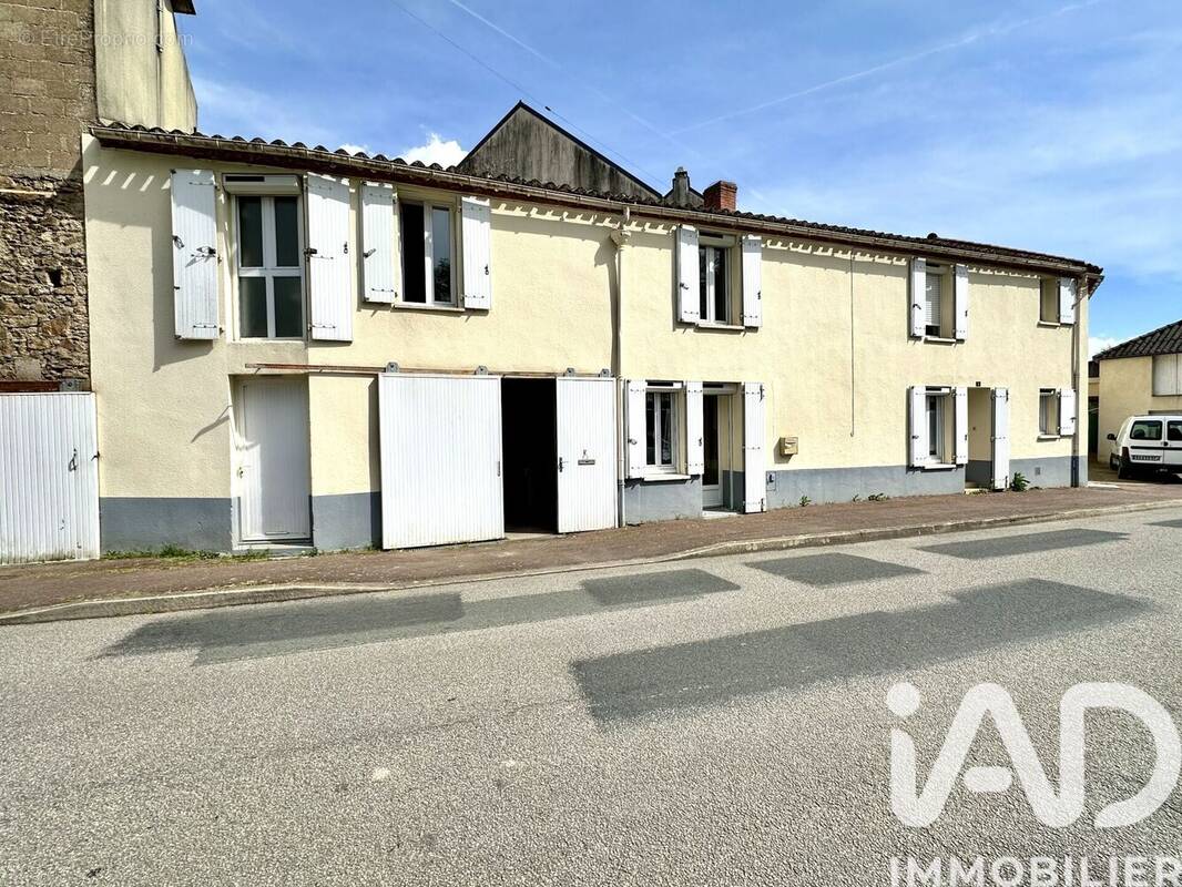 Photo 1 - Maison à LE POIRE-SUR-VIE