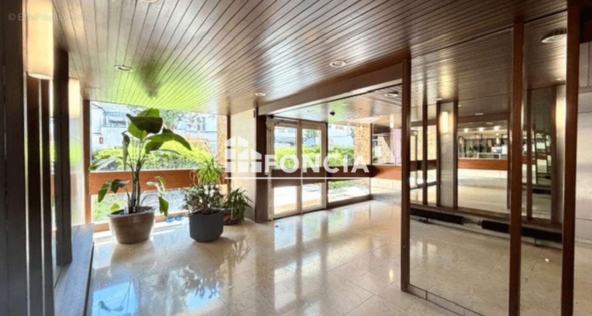 Appartement à PARIS-20E