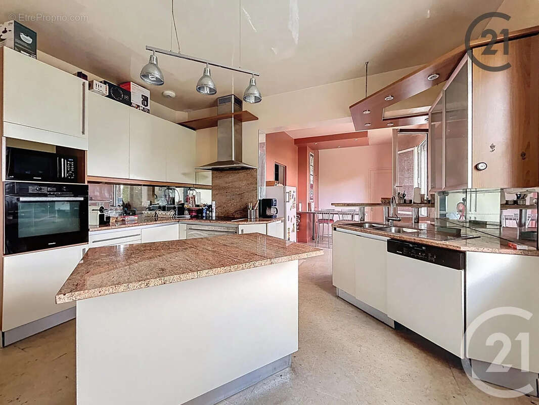 Maison à VAL-DE-VESLE