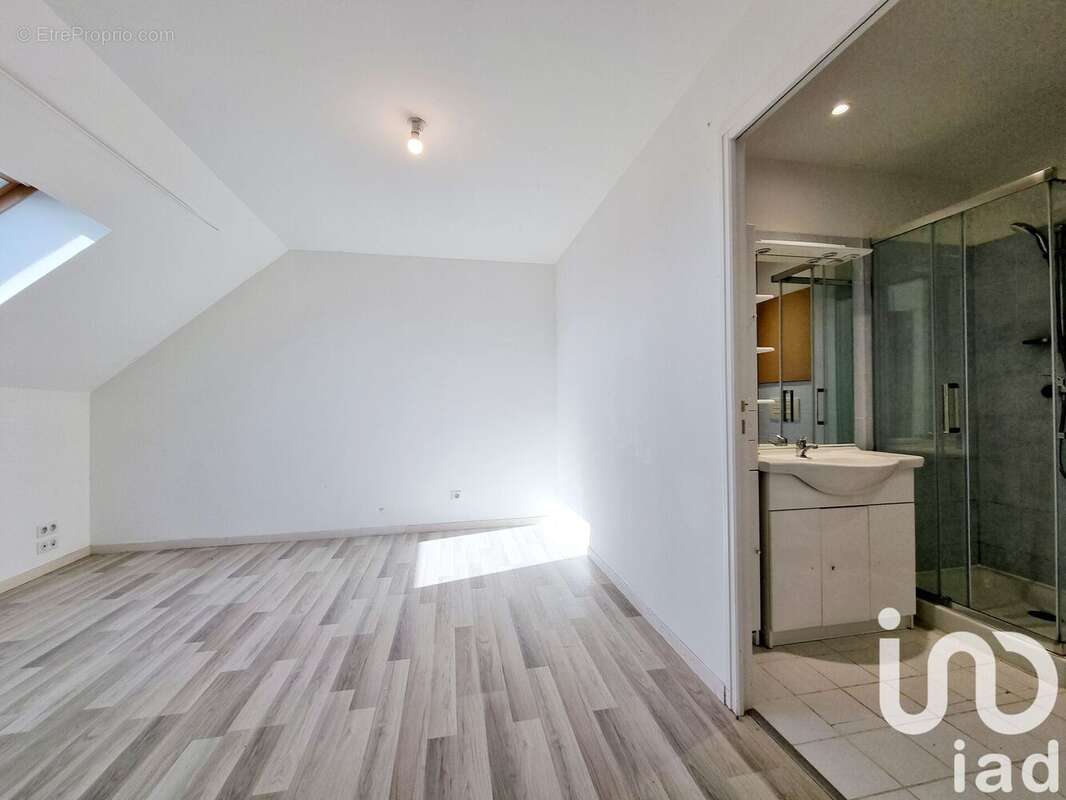 Photo 8 - Maison à OINVILLE-SAINT-LIPHARD