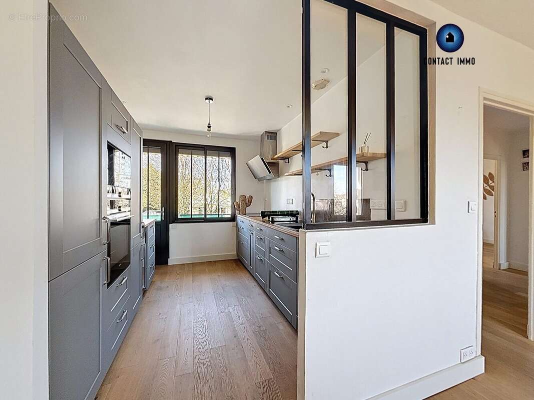 Maison à TERRASSON-LAVILLEDIEU