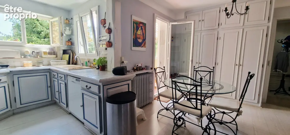 SEVRES RIVE DROITE : Charmante Maison Familiale de 193m² , DPE D - photo 8