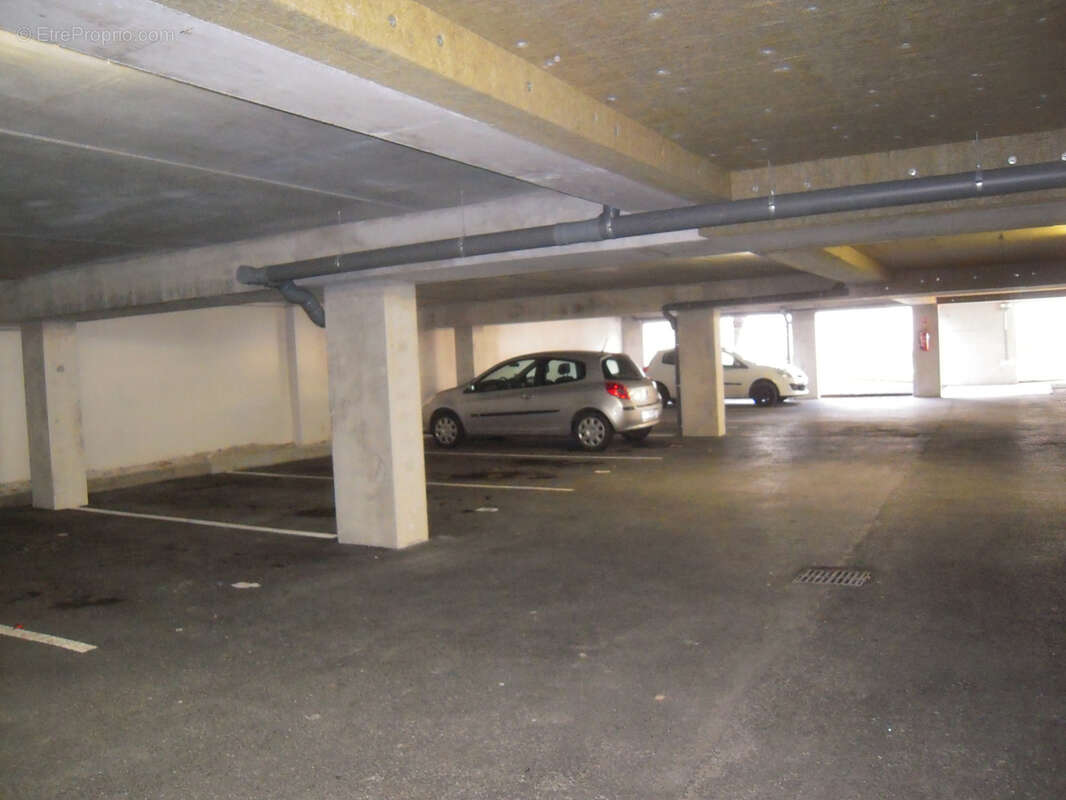Secteur saint andre - residence de standing appartement type 2 de 52m2 + terrasse 20m2 + parking - photo 8