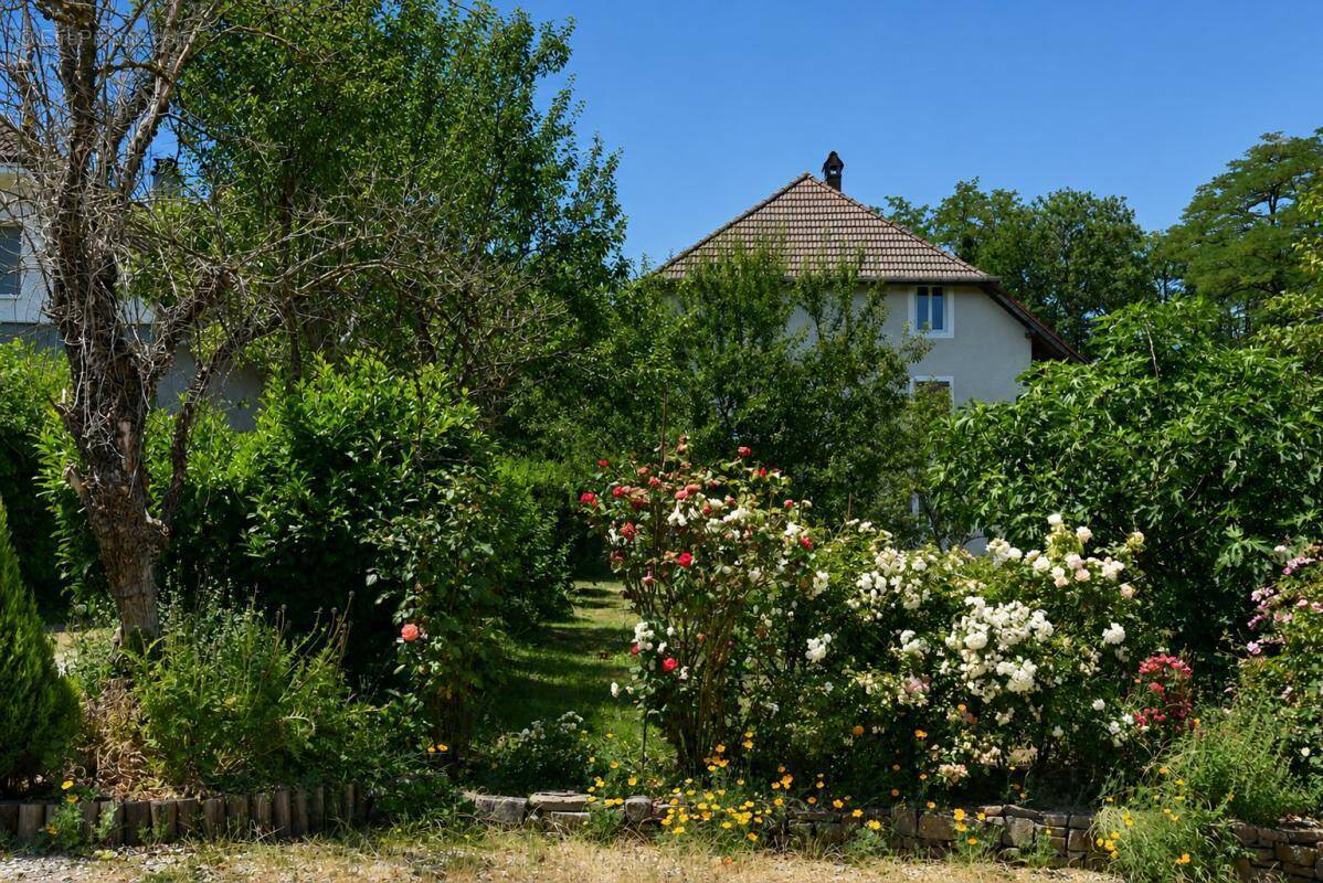 Maison à ALBENS