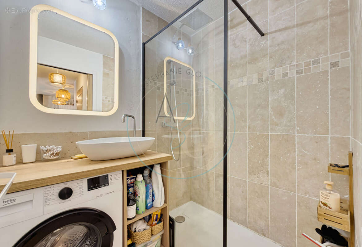 Appartement à GRIMAUD