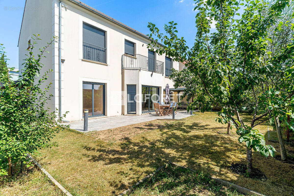 Maison à AUBERGENVILLE