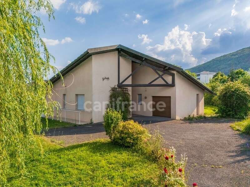 Maison à DIVONNE-LES-BAINS