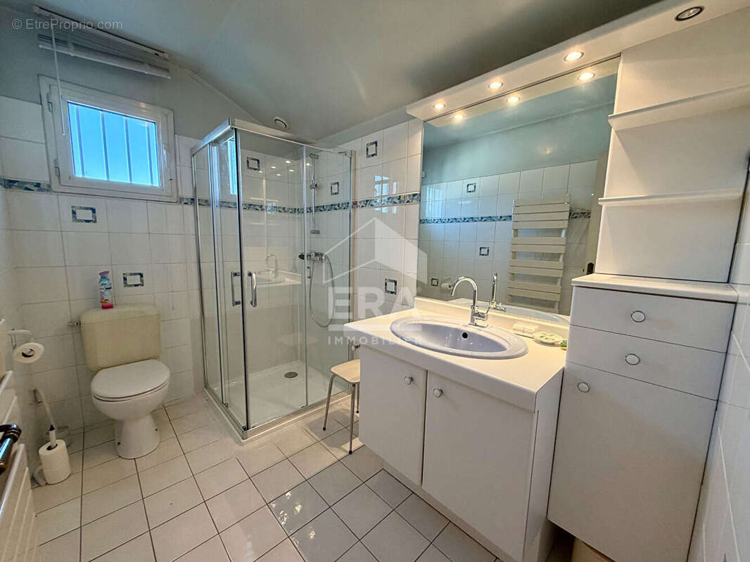 Maison à VILLENAVE-D'ORNON