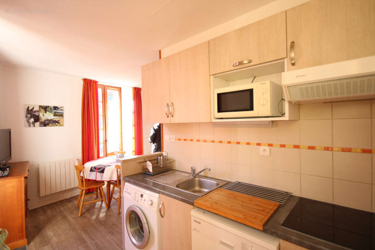 Appartement à AX-LES-THERMES