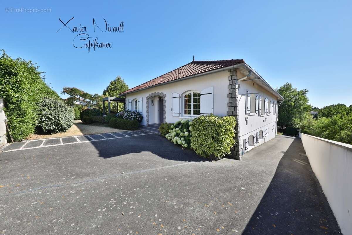 Maison à vendre 10 pièces MONCOUTANT (79) - photo 21