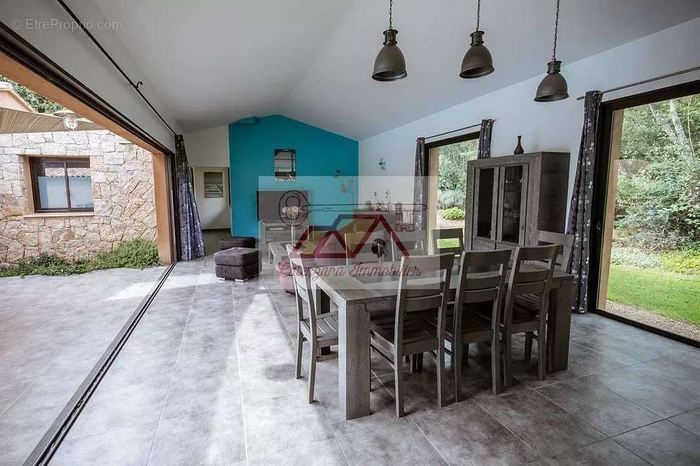 Maison à PORTO-VECCHIO