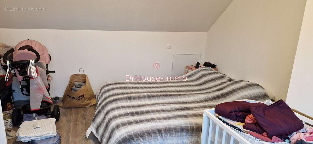 Maison à LA SAUSSAYE