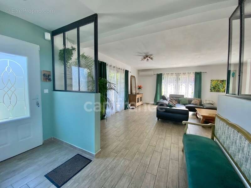 Maison à vendre avec vue panoramique à SAINT MAXIMIN (30) - photo 8
