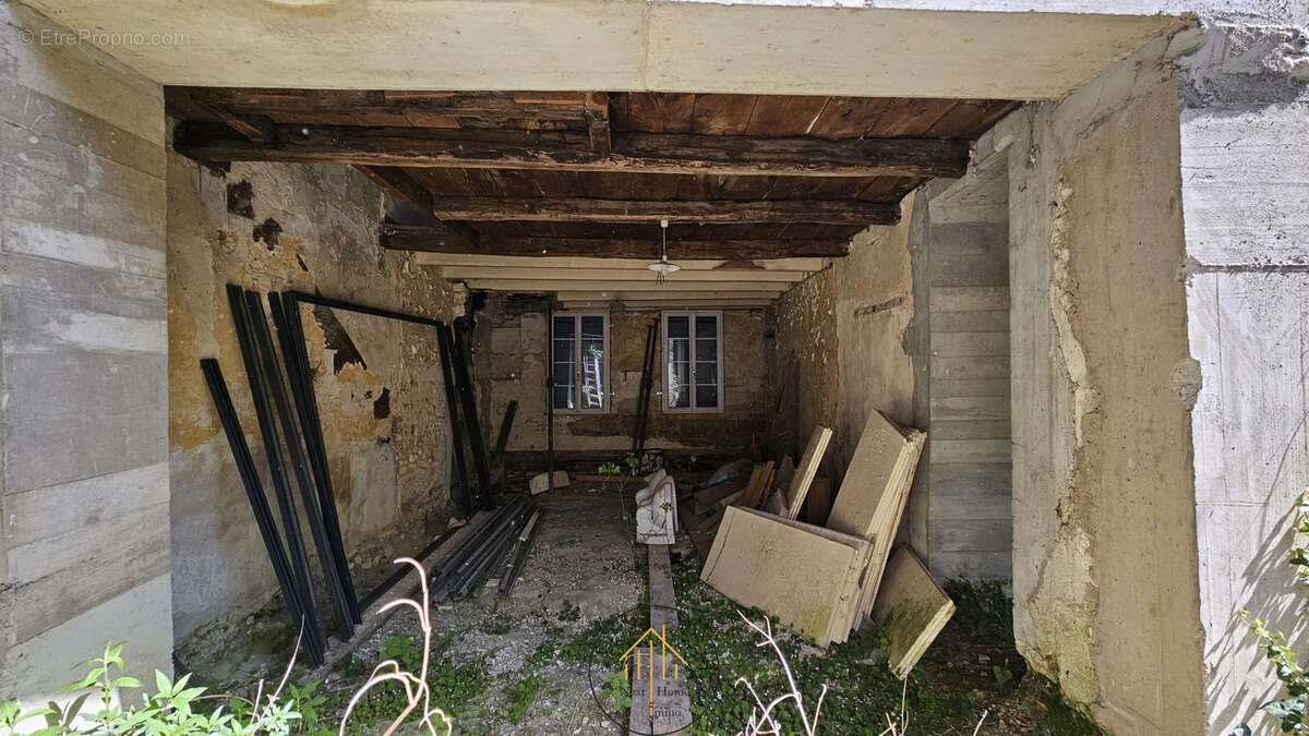 Maison à CHALAIS