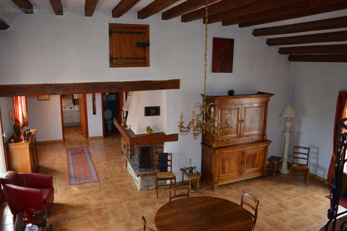 Maison à JOIGNY