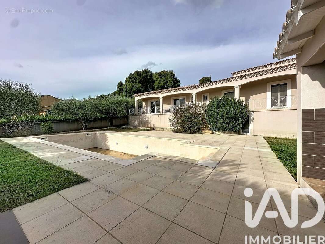 Photo 3 - Maison à BELLEGARDE