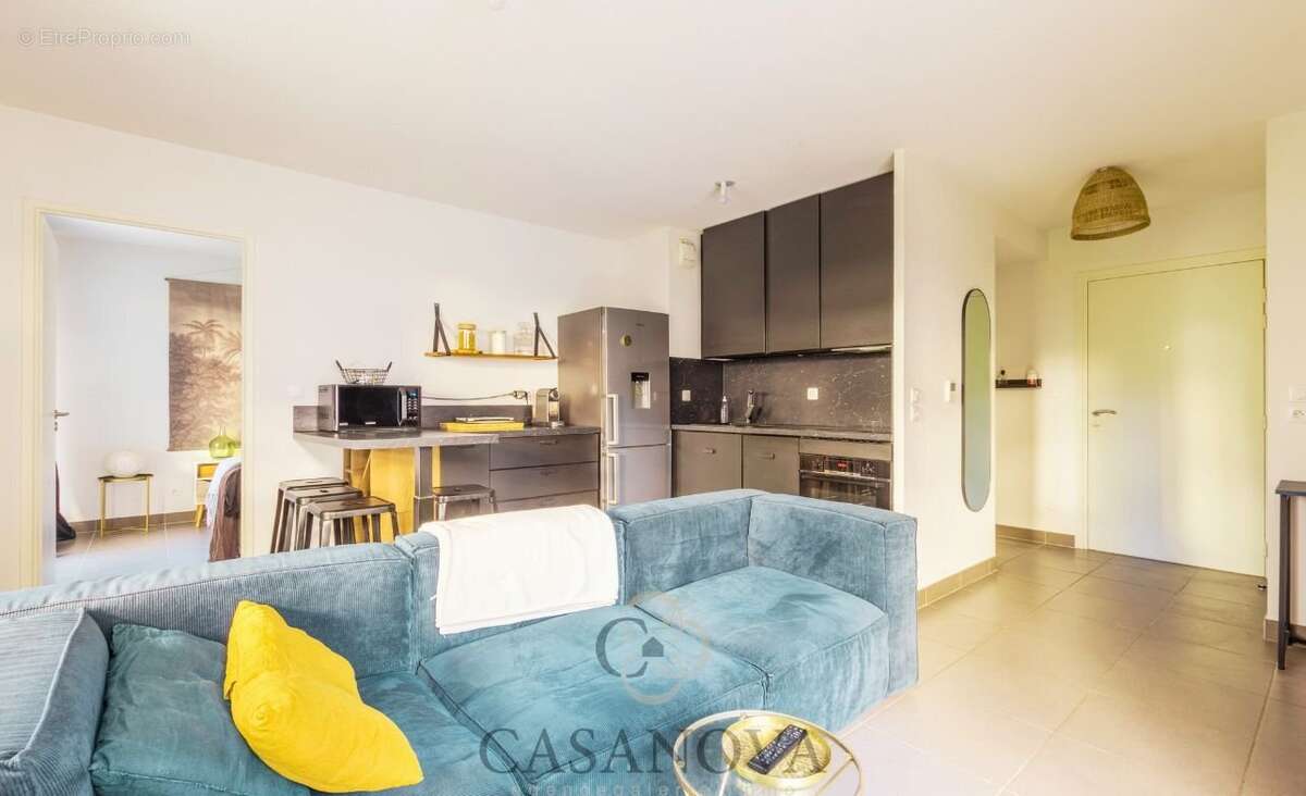 Appartement à CASTELNAU-LE-LEZ