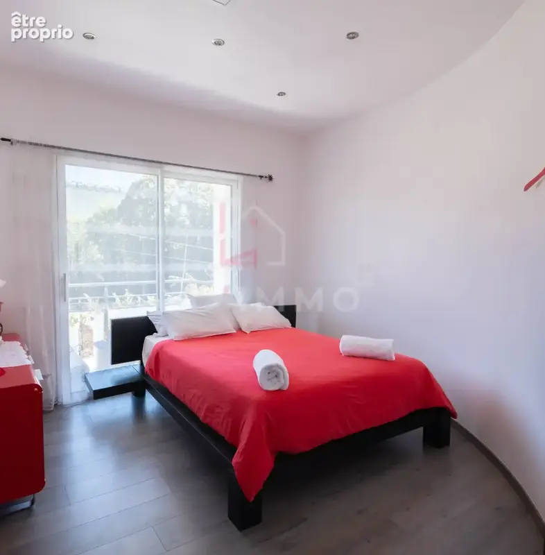 Villa familaile avec piscine et grand terrain - photo 12