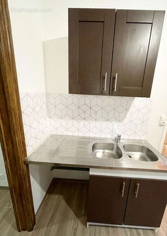 Autre à LORREZ-LE-BOCAGE-PREAUX