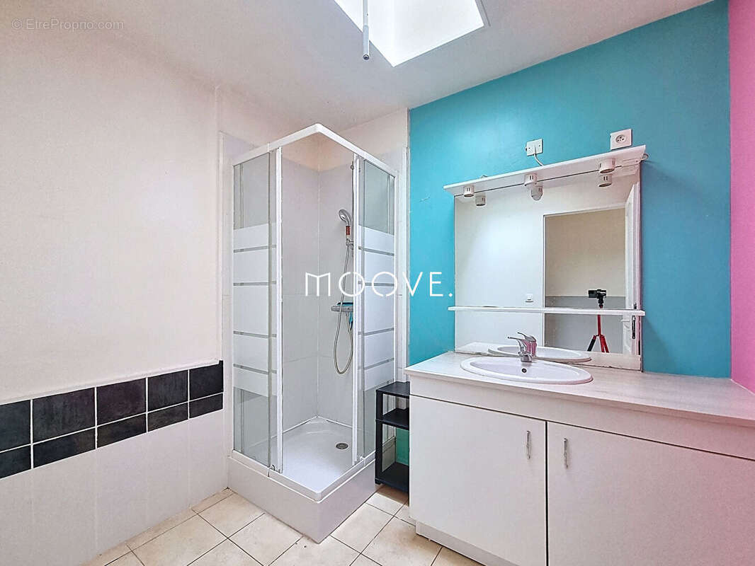 Maison à SAINT-ETIENNE-DU-ROUVRAY